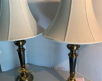2 lamps 31 inches high