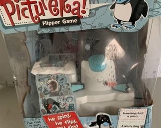 Picureka Flipper game in box