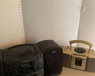 Sony portable stereo and boom box