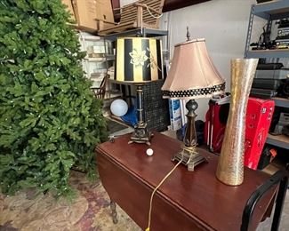 Lamps, accessories