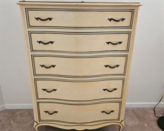  c 1960 Drexel "Touraine" French Provincial White w/ Gold Accents Chest of Drawers w/ Five Dovetailed Drawers