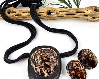 Vintage MONIES 1980'S Cowrie Shell & Horn Pendant w/ Adjustable Rope Necklace Plus Matching Clip Earrings