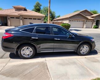 2014 Honda Crosstour EX-L with less than 34,000 miles!! Wow!!!