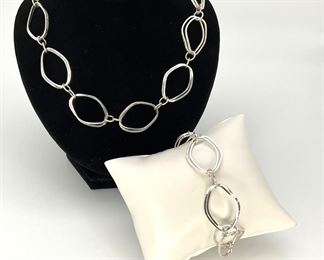 Silver Tone Fashion Necklace and Bracelet Set