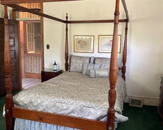 Four Post Bed Queen Size (I Think)