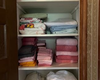 Bathroom & Bed Linens