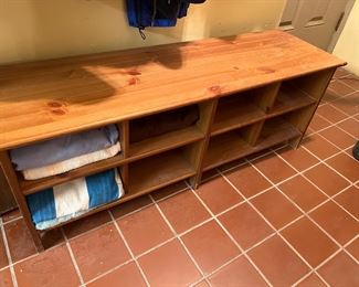 Shoe storage bench