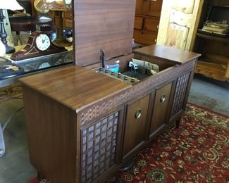 Mid Century Stereo cabinet, Ambassador The Fisher 