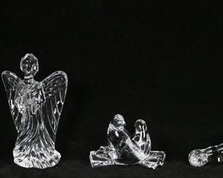        372	4 Crystal Figures Lenox, Baccarat, Waterford	4 crystal figurines. Waterford cross, 8"H; Waterford angel, 6 1/4"H; Baccarat loving doves, 4"L x 2 5/8"H; Lenox cat, Morning Stretch, 8 1/4"L x 7"H.
