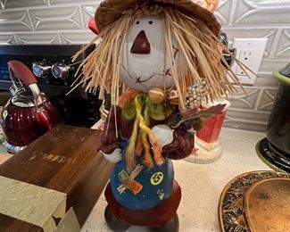 Fall scarecrow decorations 