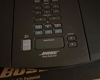 Bose Radio with New CD Pedestal & Remote