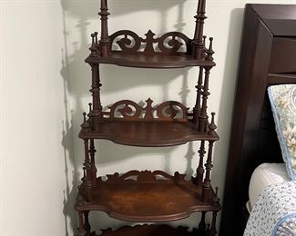 Etagere