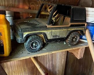 Vintage Tonka toy jeep