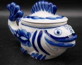Gzhel Blue & White Fish Dish w/Lid 