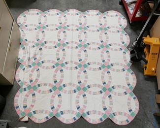 Quilt w/Colorful Multi-Patterned Circles 