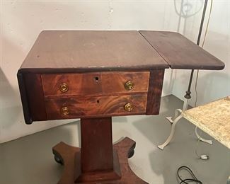 Antique William IV mahogany writing table