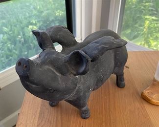 Flying Pig - Cast Iron