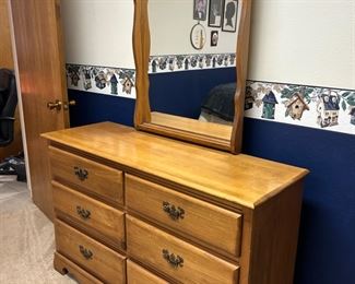 Maple dresser with mirror 
