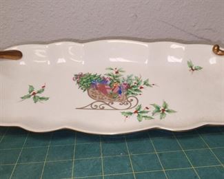 OS9002 Tiffany Company Christmas Garland Pitcher https://www.ebay.com/str/agesagoestatesales