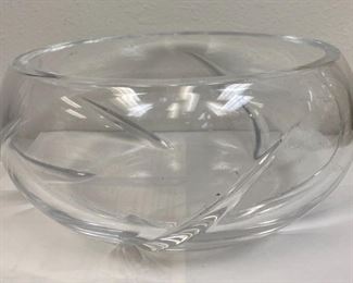 OS6229 Tiffany Company Large Cut Bowl Swirl Pattern 8in https://www.ebay.com/str/agesagoestatesales