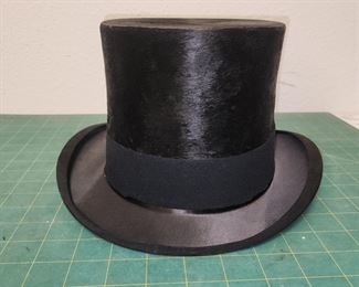 PO9001 Antique Men s Dobb s Fifth Ave Beaver Top Hat with Box circa Early 1900s https://www.ebay.com/str/agesagoestatesales