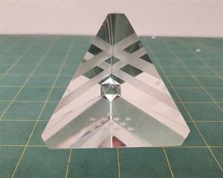 RC9130 Steuben Crystal Glass Prism with Stars and Stripes Paperweight https://www.ebay.com/str/agesagoestatesales