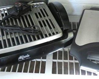 DeLonghi Non Stick Indoor Alfredo Healthy Electric Grill (no lid), Cooks Waffle Maker