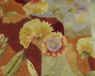 Royal Palace "Watercolors" Wool Area Rug 4' 6" x 6'6"