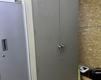 Tennsco heavy duty storage cabinet