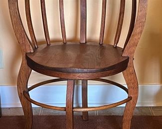Antique Oak Tub Chair-Bentwood stretcher 