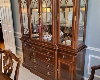 Federal China cabinet