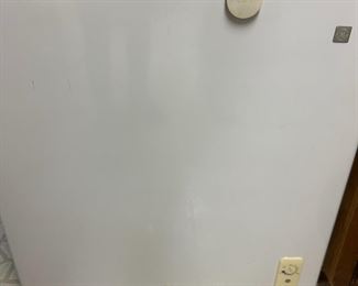 GE Chest Freezer 