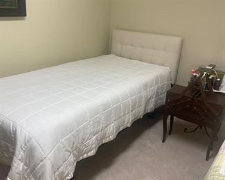 Adjustable twin bed with usb ports