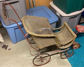 Wicker child's carriage