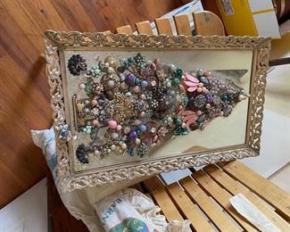 Mirror with jewelry Christmas tree 