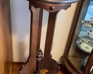 Plant stand (top is loose)