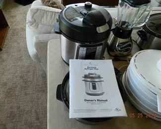 Emeril pressure cooker/air fryer combo