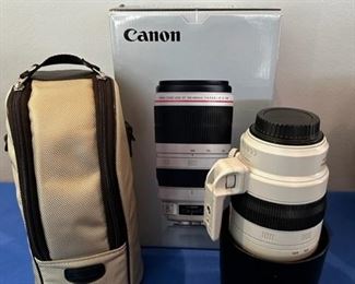Canon EF 100-400mm f/4.5-5.6L IS II USM lens