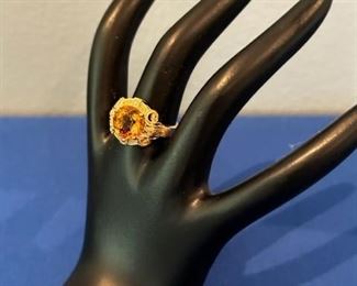 14kt topaz and diamond ring