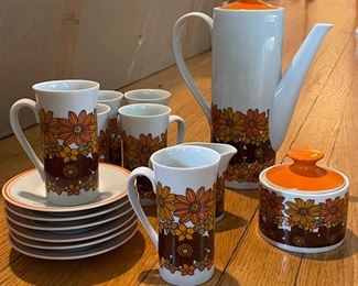 Vintage Mikasa Tea Set, Valencia 70s Orange Flowers. Set includes Teapot, Sugar, Creamer, 6 Cups & Saucers. Photo 2 of 3.