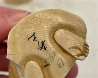 Pair of Antique Asian Figurines. Photo 3 of 3.