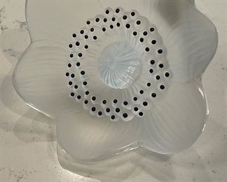 Lalique Anemone Small Flower Sculpture. Measures 4.5 x 4" D. Photo 1 of 3.