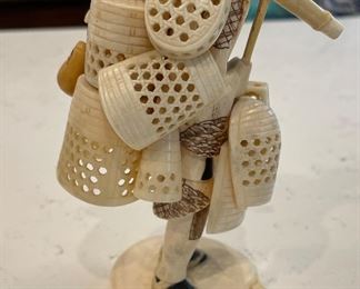 Antique Asian Figurine. Photo 3 of 4.