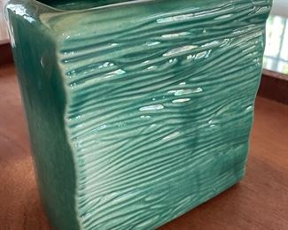 Vintage Vermont Pottery Cachepot. Photo 3 of 4.