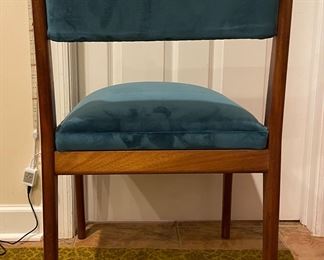 Set of 6 Mid-Century Dining Chairs with Brand New Blue Velvet Upholstery. Each Measures 19" W x 18" D With 19" Seat Height. Photo 3 of 3.