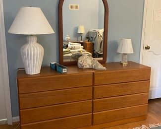 Mid-century modern Dixie "Scova" dresser & mirror