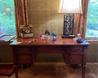Heckman desk/dressing table
