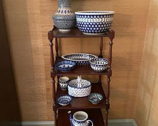 Polish pottery collection - Wood etagere