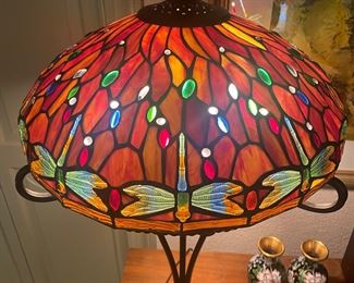 "Dale Tiffany" Dragonfly lamp