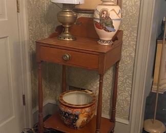 Antique washstand - Antique lamp - Satsuma vase